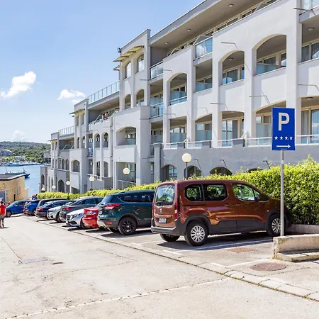 Family Del Mar Ξενοδοχείο με διαμερίσματα 4*