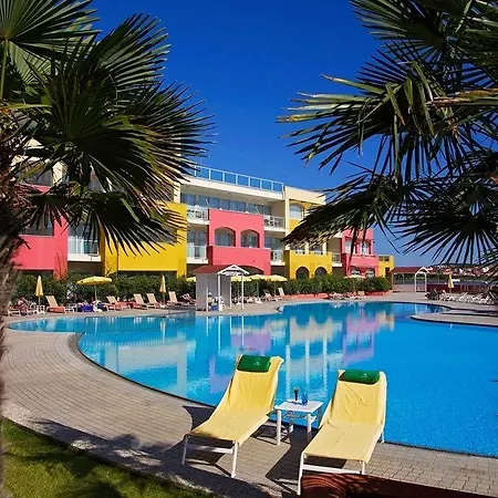 Family Del Mar 4* Banjole