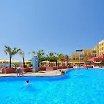 Family Del Mar Aparthotel Banjole