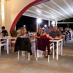 Aparthotel Family Del Mar 4*