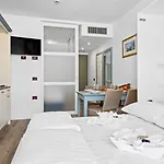 Family Del Mar Aparthotel