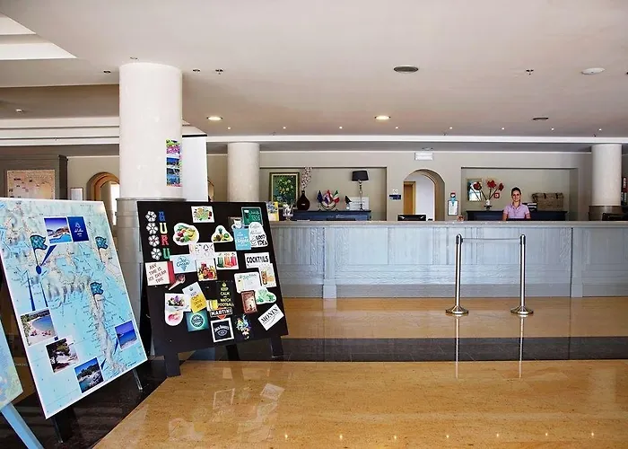 Family Del Mar Aparthotel Banjole