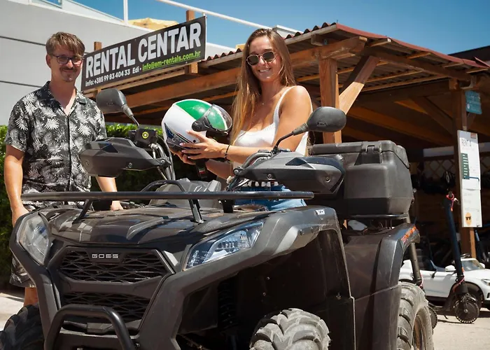 Family Del Mar Banjole