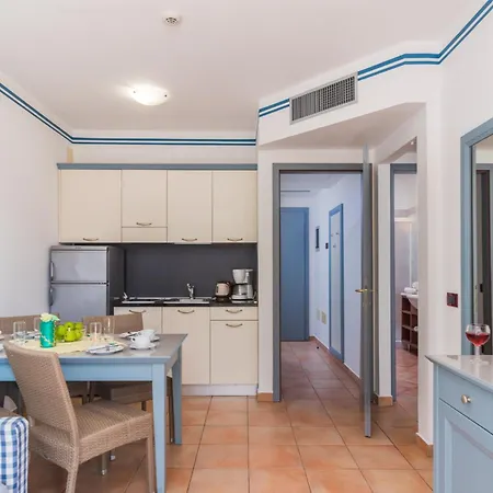 Hotel apartamentowy Family Del Mar