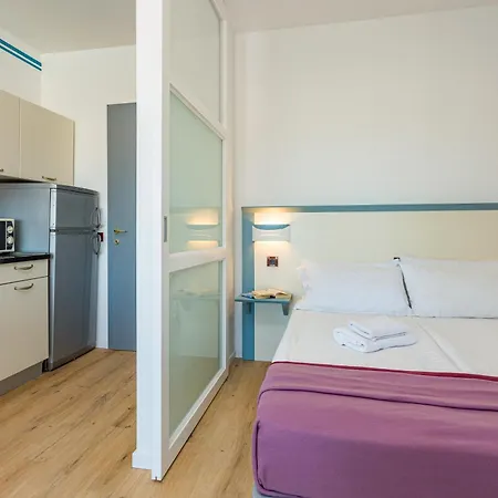 Family Del Mar Hotel apartamentowy Banjole
