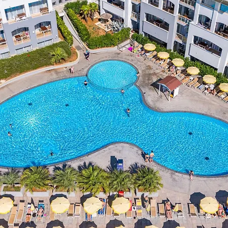 Family Del Mar Hotel apartamentowy